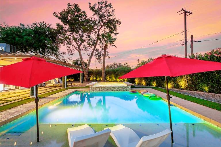 Desert Winds Windsor Pool Spa Volleyball