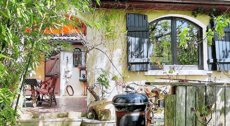 Villa d'Artiste avec 2 chambres et 2 salles de bain privees in Arcachon