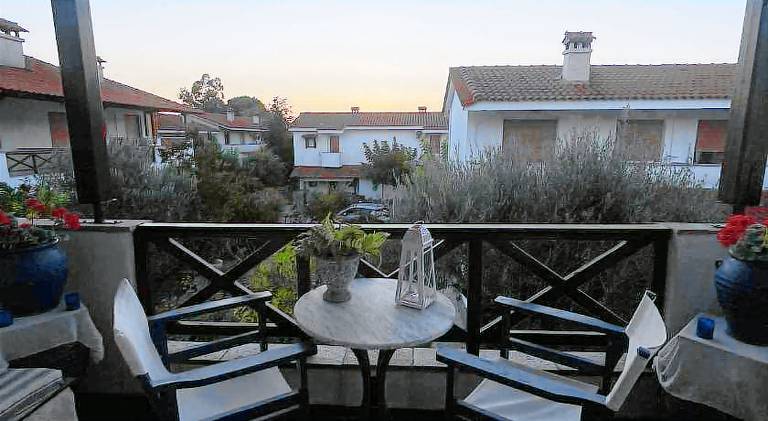 Apartment with patio | Beach nearby | Pets are welcome — photo 5