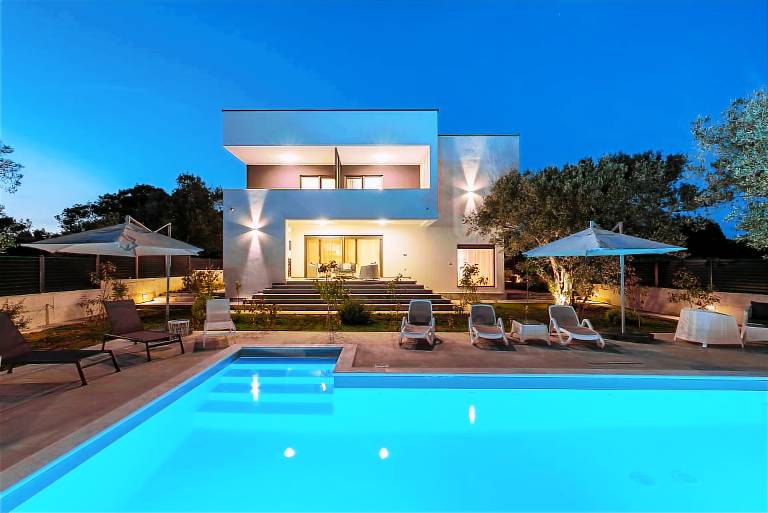Apartment Vista Mare 1 mit beheiztem Pool