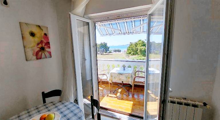 Rental apartment with 2 rooms for 5 persons — photo 2