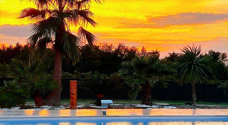 Villa with pool in Marmande
