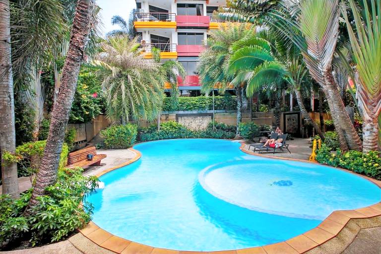 Rental apartment with patio & pool in Karon