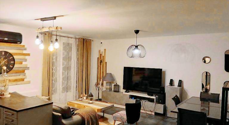 Villa with private pool & patio — photo 2