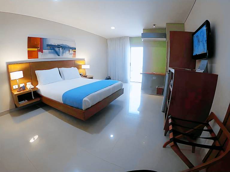 Hotel Atrium Plaza — photo 2
