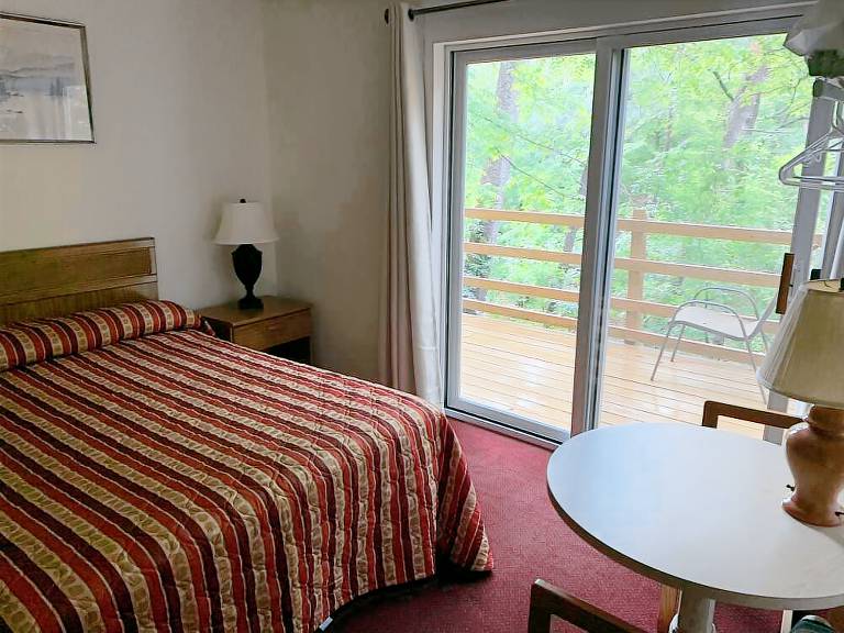 Motel  Lake Delton