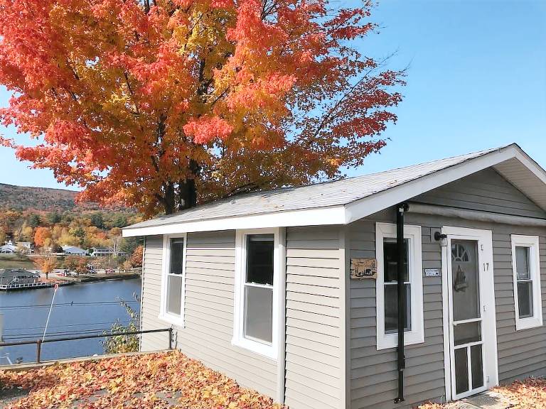 House  Alton Bay