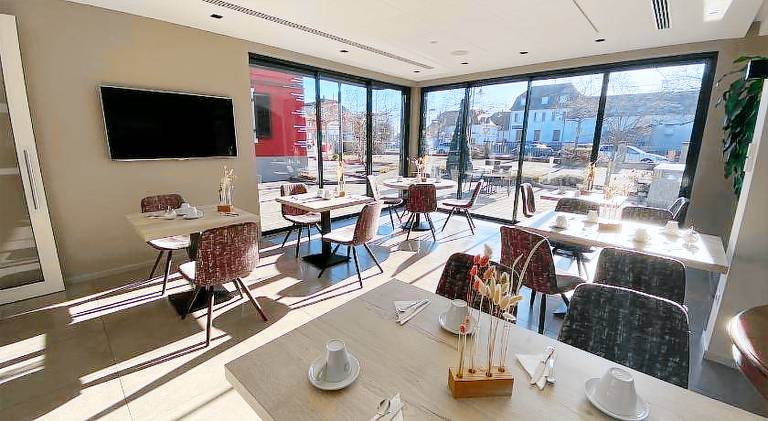 Logis Hotel Restaurant Au Lion Rouge — photo 4