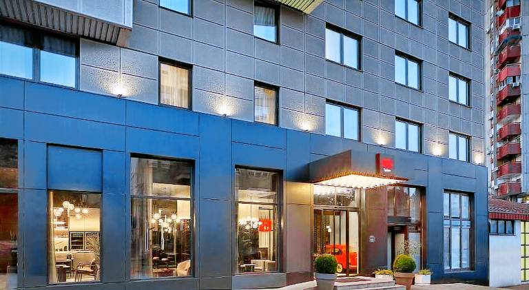 Radisson RED Belgrade — photo 3