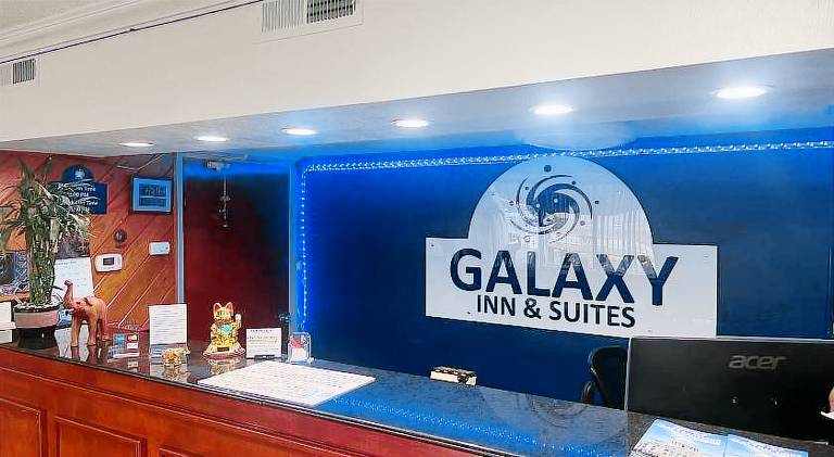 Galaxy Inn & Suites — photo 3