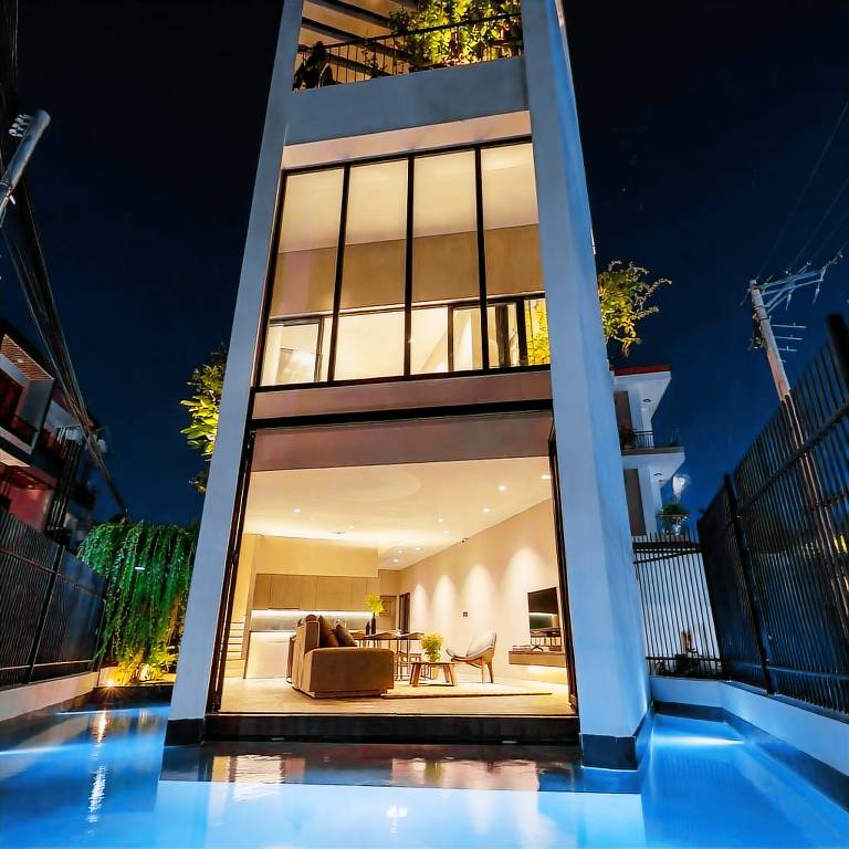 The Flow villa • Private Pool & Courtyard • 4BRs in Nha Trang