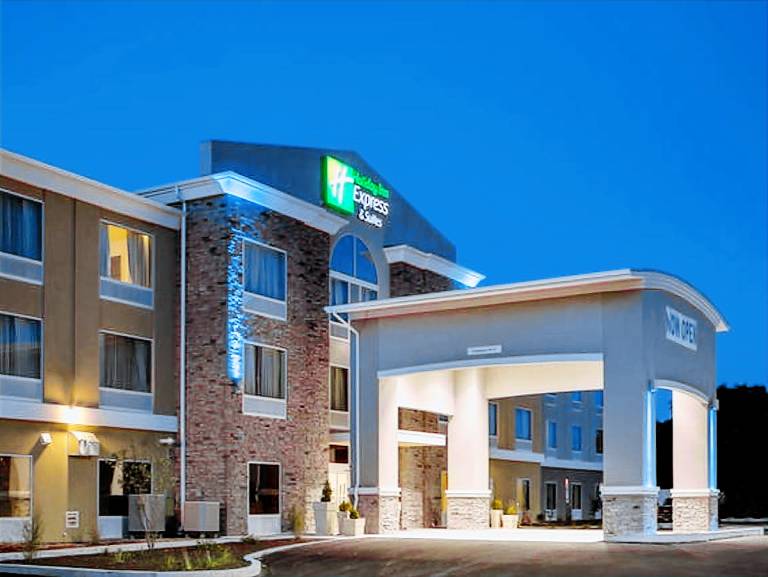 Holiday Inn Express & Suites Carlisle By IHG in Carlisle, PA