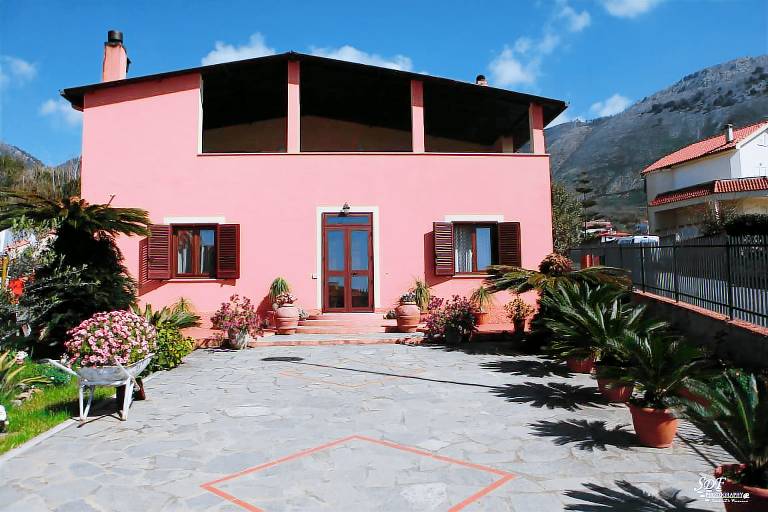 Bed & Breakfast  Tortora Marina