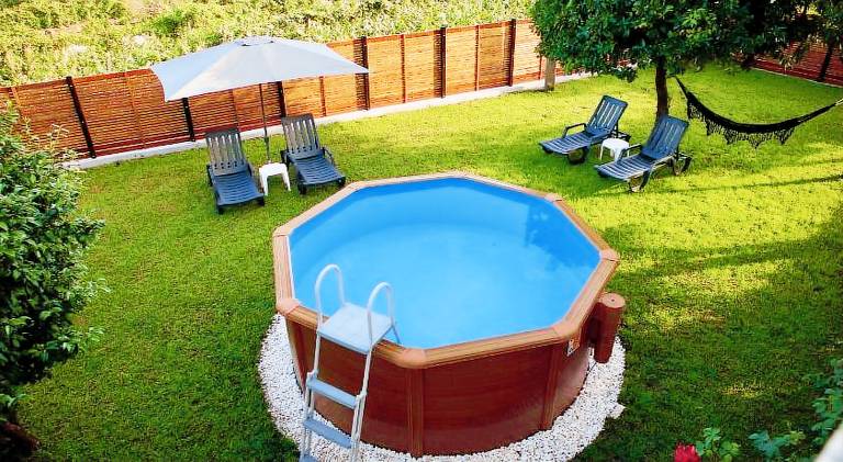 House with BBQ, private pool & garden — photo 5