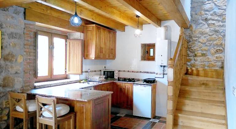 House with 2 rooms for 5 persons — photo 3