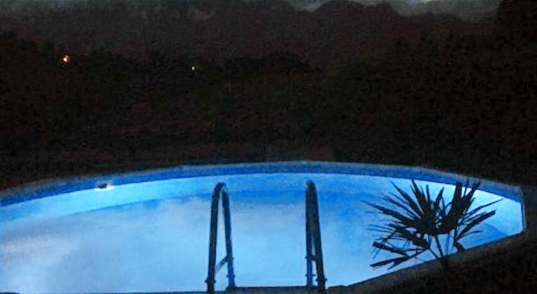 Lovely rental apartment with yard, patio & private pool | Pets are welcome — photo 4