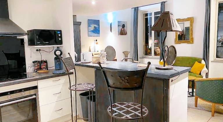 Rental apartment with 2 rooms for 4 persons — photo 3