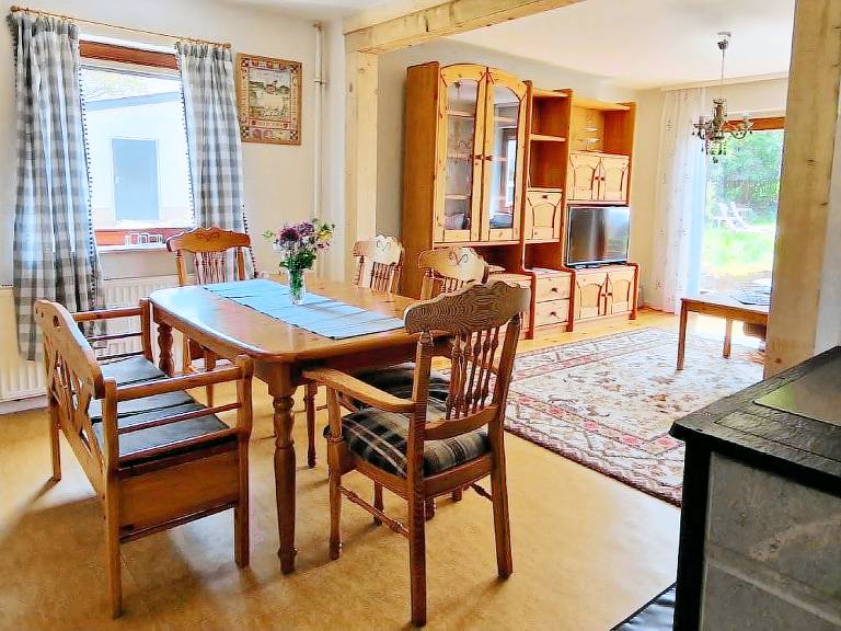 Family-oriented house with yard, patio & barbeque | Pet-friendly — photo 4