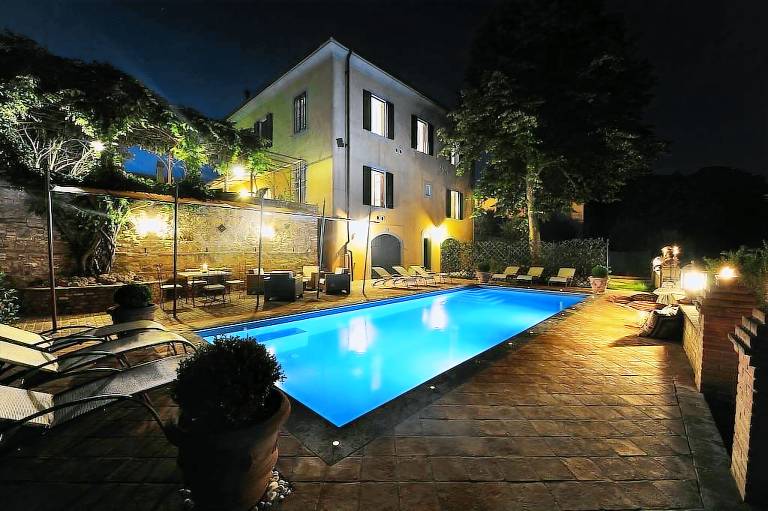 Villa  Lajatico