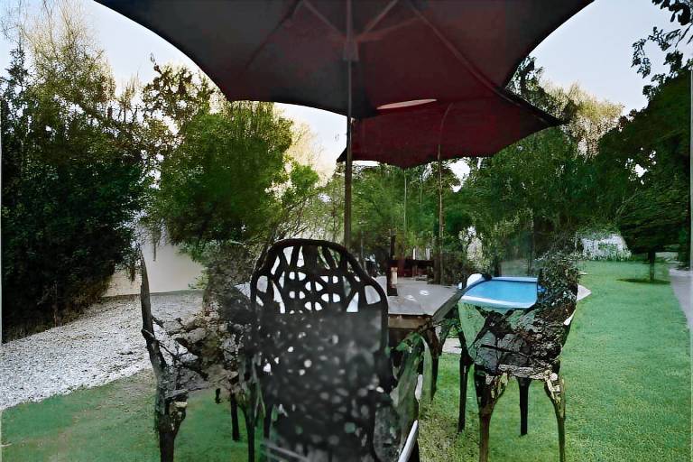 Le Petit Chateau Guest House