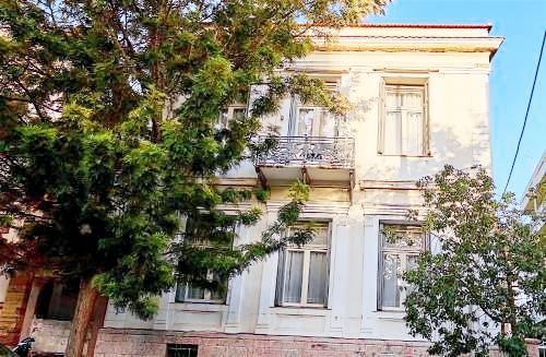 Hus  Çeşme