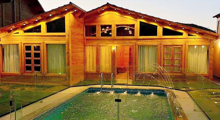 Lodge with private pool, patio & garden | Pets allowed in Makkah