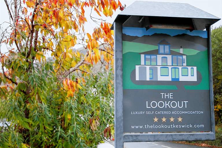 Vacation home with 5 rooms for 10 persons in Keswick