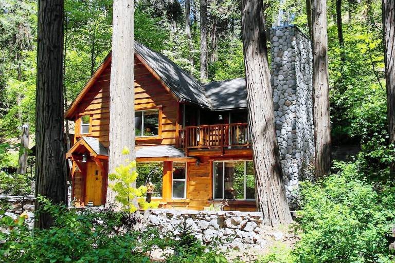 Cottage  Lake Arrowhead