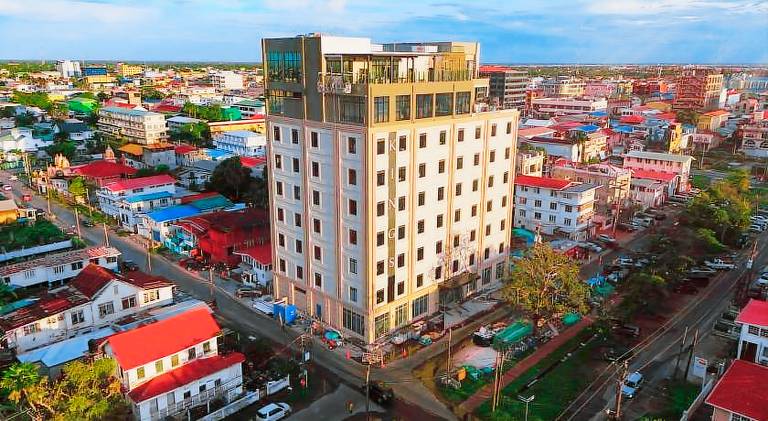 Jewelz by Kings Hotel