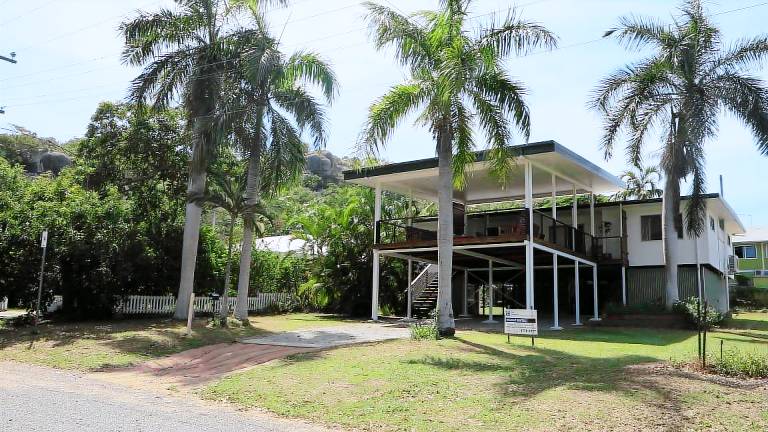 House  Magnetic Island