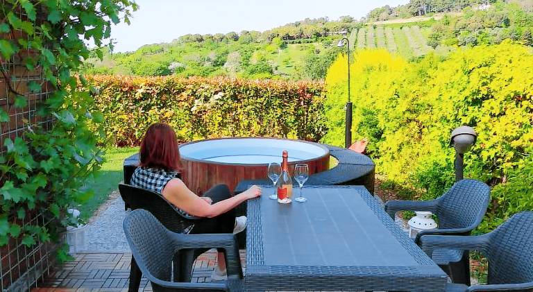 House with jacuzzi | Dogs allowed — photo 4