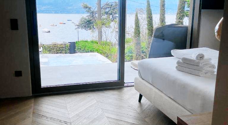 Apartment with hot tub & pool | Beach nearby | Pets allowed — photo 4