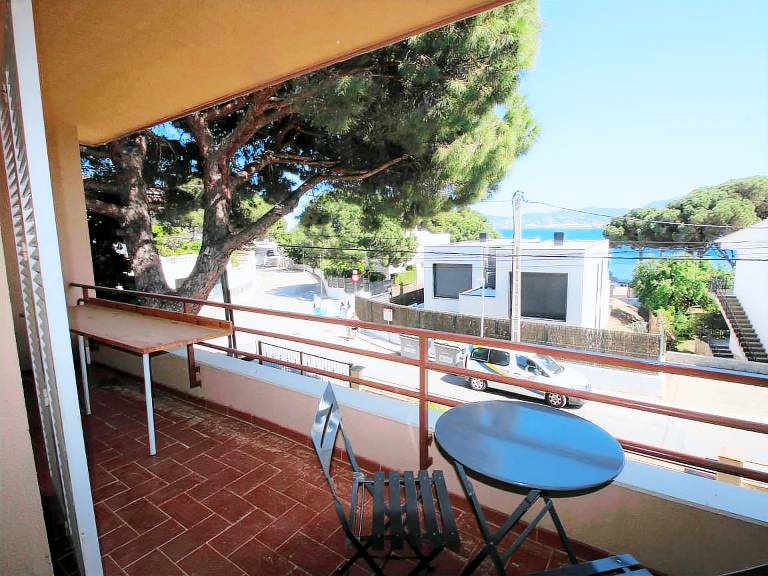 Apartment | Close to the beach | Pet-friendly in Llanca