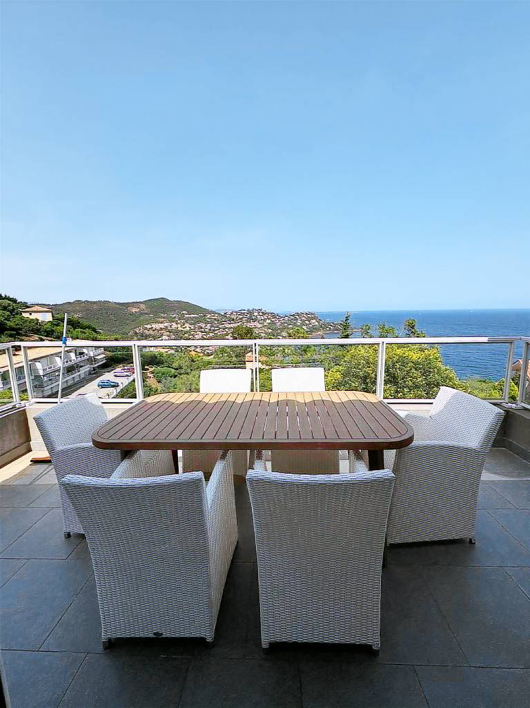 Villa with private pool & terrace — photo 5