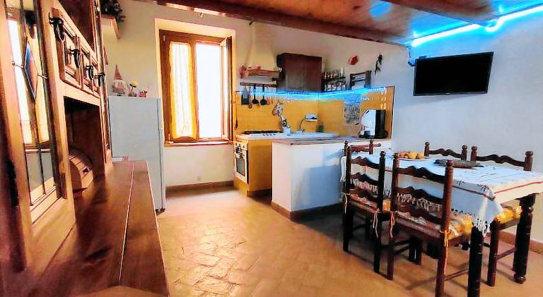 Apartment with 2 rooms for 6 persons — photo 5