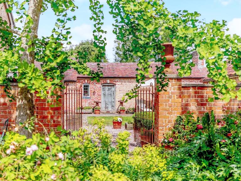 Cottage Hartpury