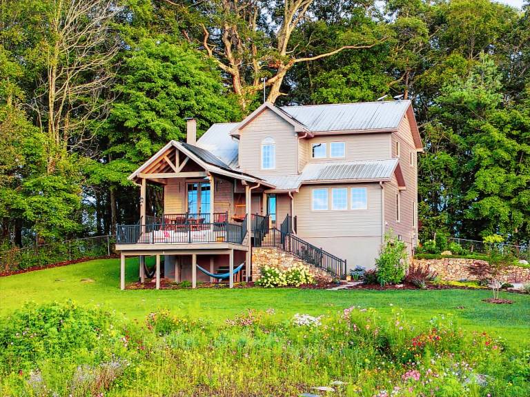 Secluded Luxury Asheville Home with Hot Tub & Sauna, 15m from Downtown in Asheville, NC