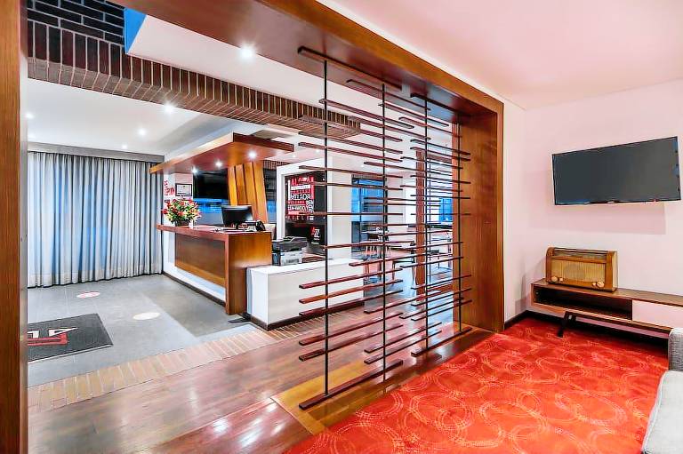 AZ Hotel