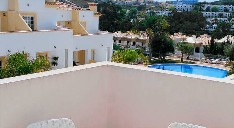 Fully equipped pleasant villa with pool, patio & grill | Pet-friendly — photo 5