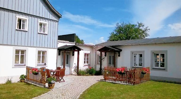 Rental apartment with pool in Görlitz