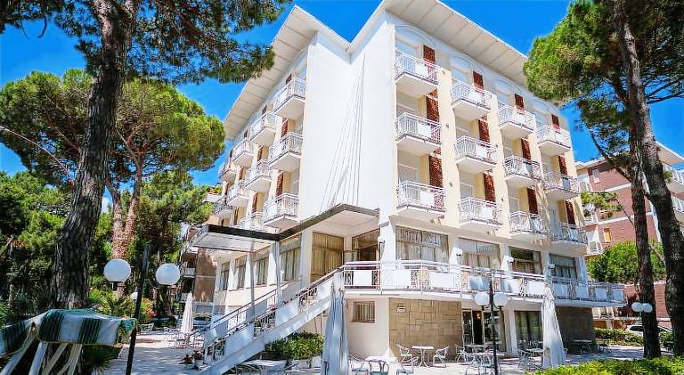 Hotel Happy in Milano Marittima