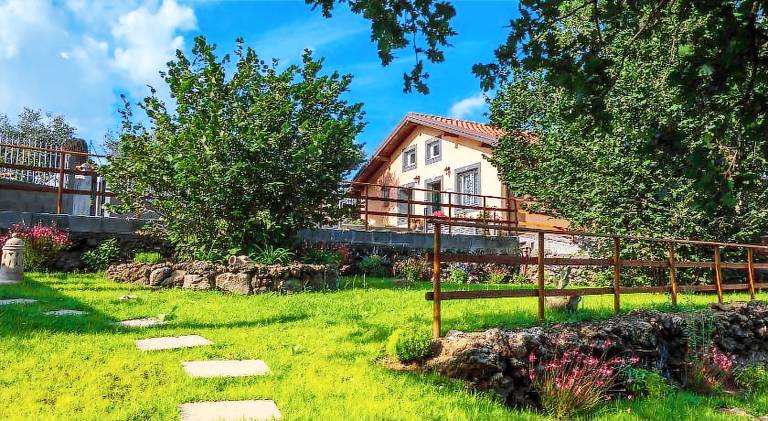 Villa with patio, private pool & BBQ in Mascali