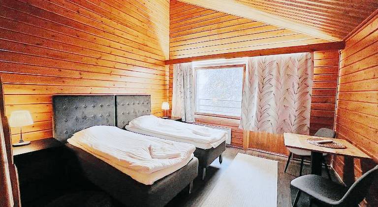 Chalet with 1 room for 4 persons — photo 2