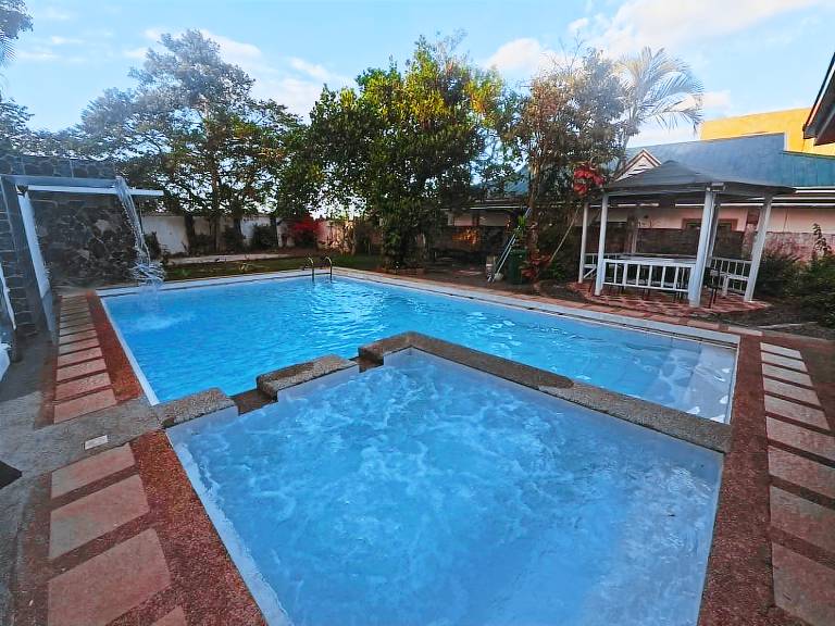 Charming vacation home | Dogs allowed in Tagaytay