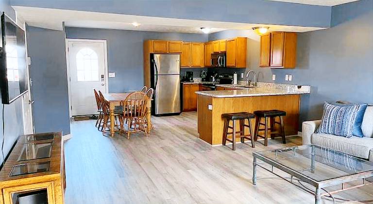 Vacation home | Suitable for remote work in Bloomington, IN