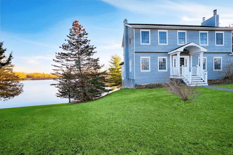 House  Greenport