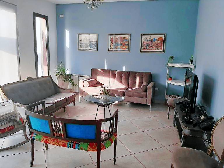Fully equipped villa with pool, grill & yard | Perfect for remote work | Pets are welcome — photo 5