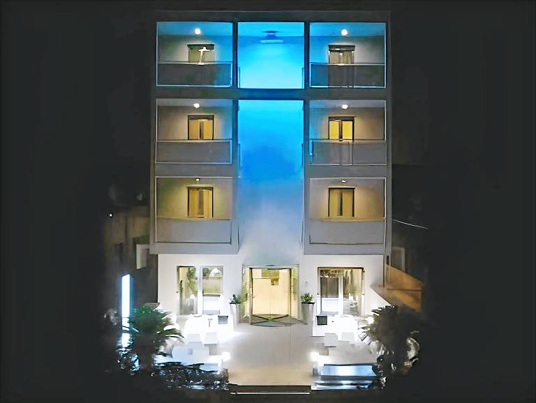 The One Hotel - Designed for Adults - Pet lovers in Misano Adriatico