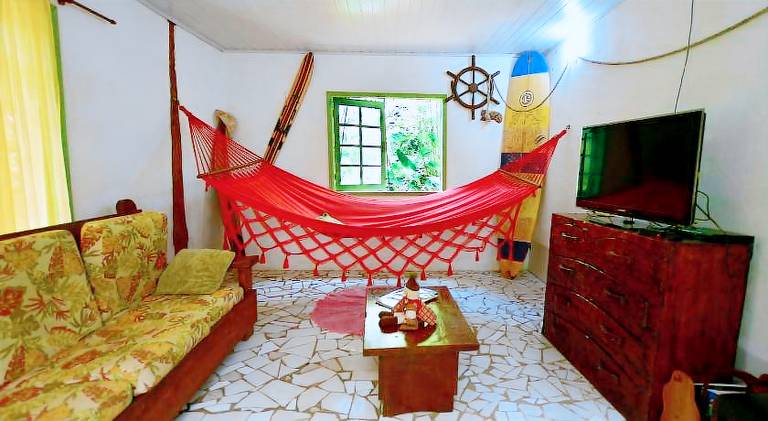 Casa a beira do rio Jaguareguava na Mata Atlantica em Bertioga SP — photo 2