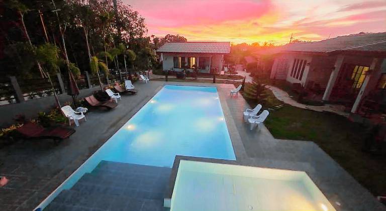 Holiday apartment with pool — photo 4